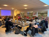 Acht medewerkers uit varkenshouderij ronden praktijkopleiding Kraamstal af