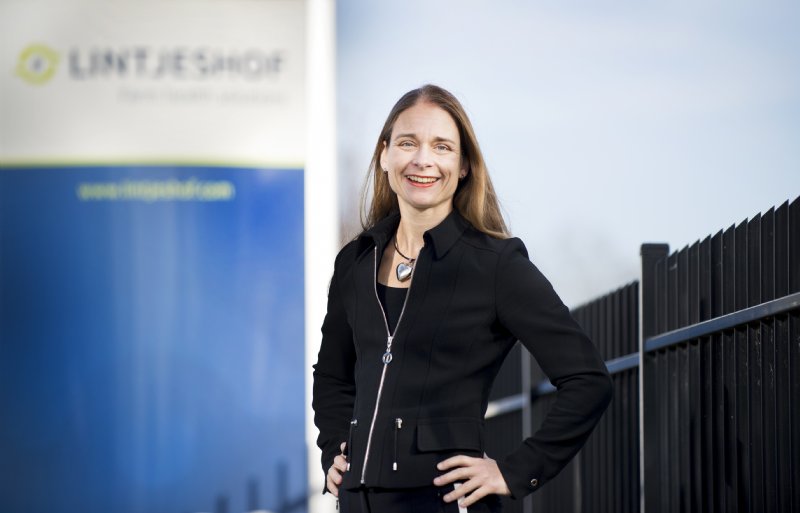 Karien Koenders, dierenarts en adviseur gezondheidsprogramma's en veterinair manager van laboratorium Merefelt